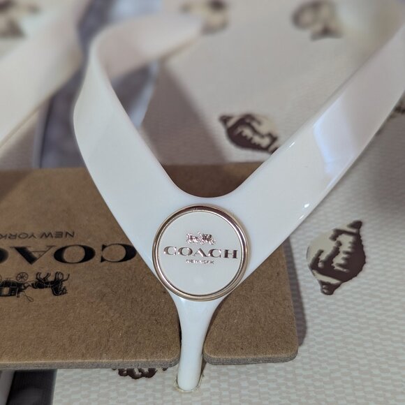 Coach Zayn Flip Flop With Shell Print, size 9, 10, 11. - Picture 5 of 8